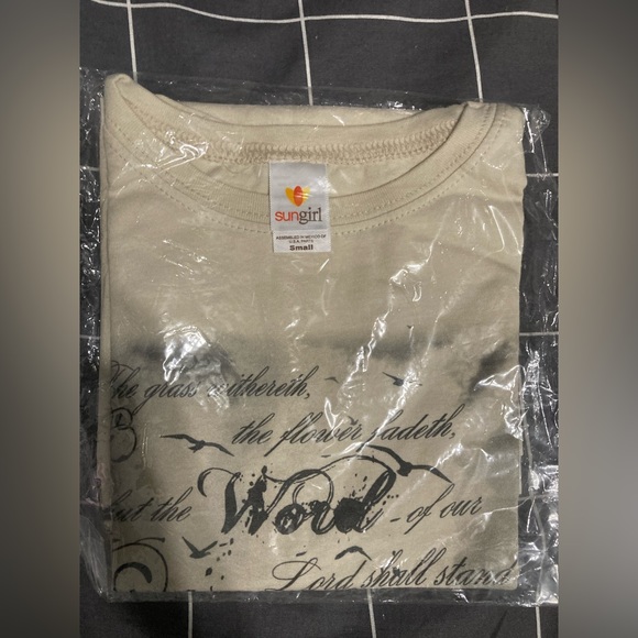 Vigilant Shirt(Isaiah40:8) - Picture 2 of 3